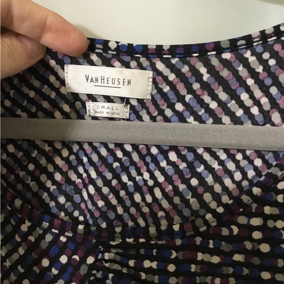 Van Heusen Women’s Tank Top Dots Ruffles Purple Blue~Size Small - Picture 4 of 7